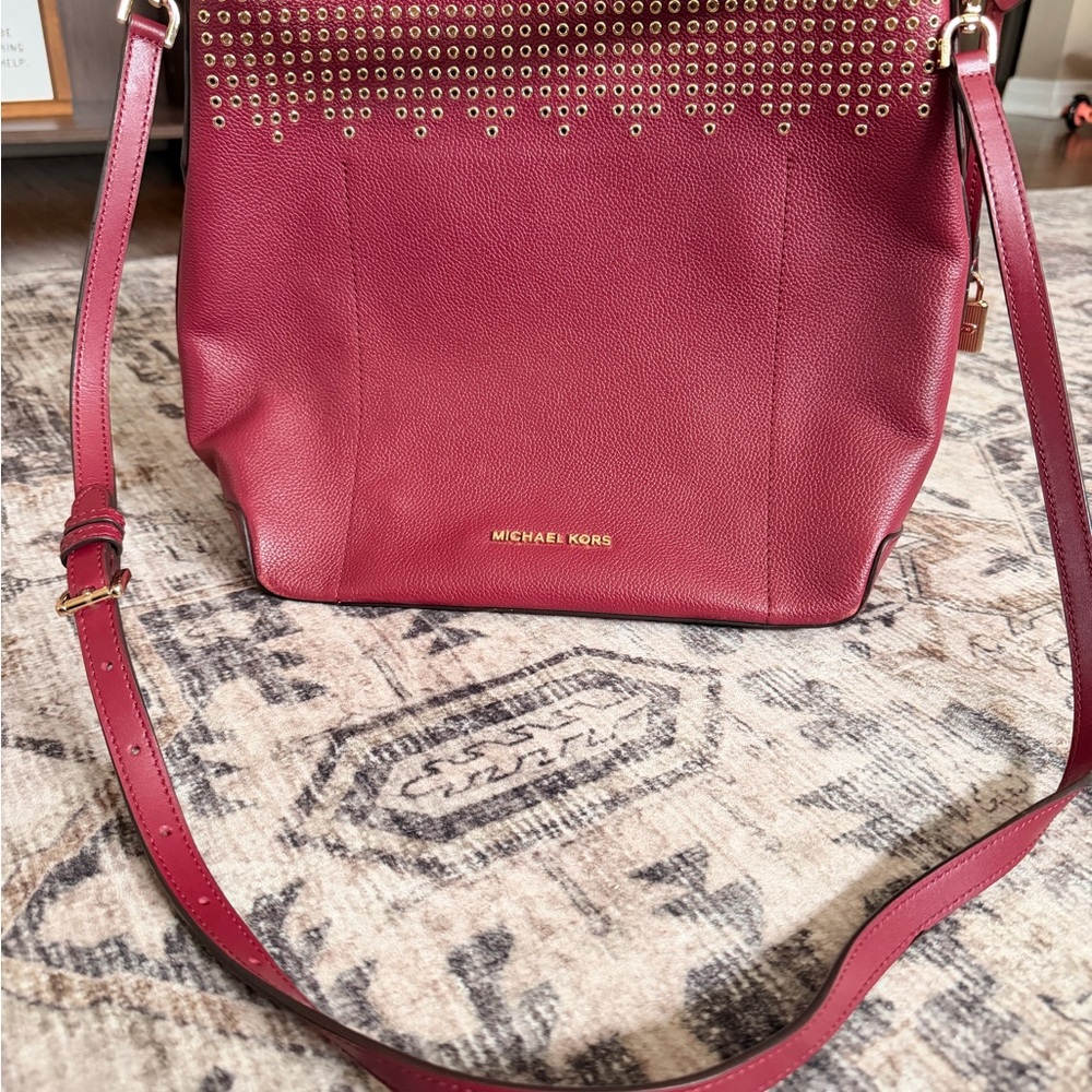 Michael Kors Hayes Studded Leather Bucket Bag in Mulberry